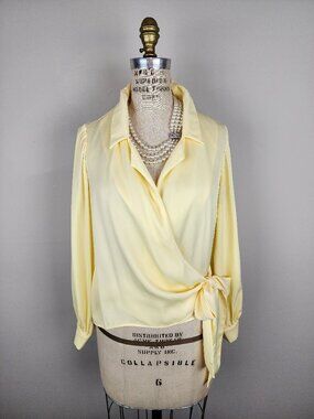 Banana Republic Butter Yellow Long Sleeve Wrap Blouse Side Tie Bow Ladies Medium
